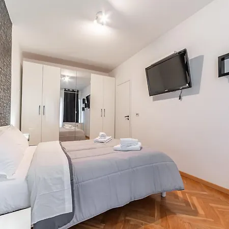 Apartment Desire Flat - Vatican - Metro Cipro And Wifi