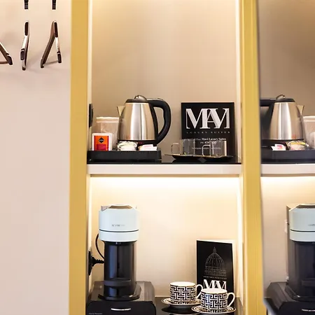 Mavi Luxury * Roma