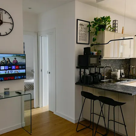 Dima Cute Flat In Apartment Rome