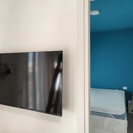 Colorland Apartment *