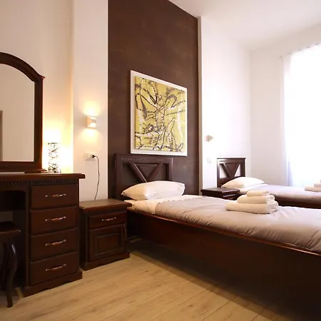 Ottaviano 2br House Rome