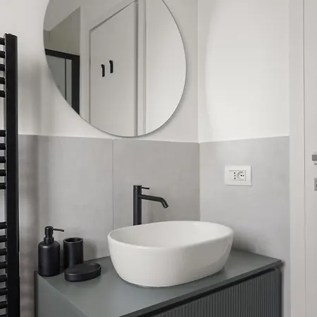 公寓 The Poolside House - New 2 Bedroom With Terrace