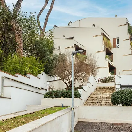 The Poolside House - New 2 Bedroom With Terrace Apartment *
