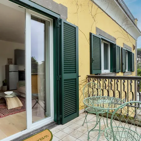 The Poolside House - New 2 Bedroom With Terrace Apartment Rome