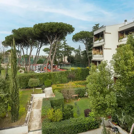 The Poolside House - New 2 Bedroom With Terrace Apartment