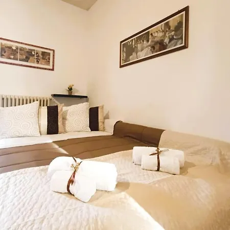 Relax Appia San Giovanni Apartment *