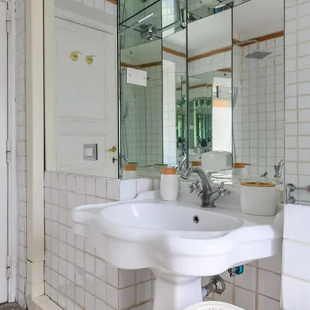 Apartment Historic Center - Navona Luxe Haven - Elevator, Soundproof & Netflix