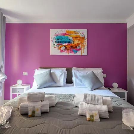 Historic Center - Navona Luxe Haven - Elevator, Soundproof & Netflix Apartment Rome