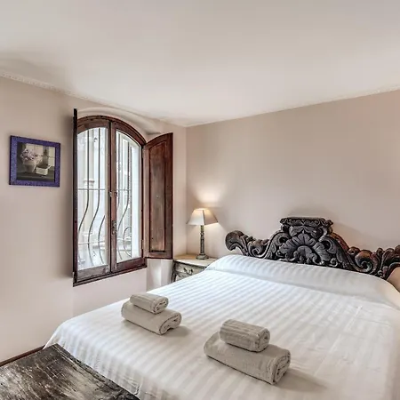 Governo Vecchio Apartment *