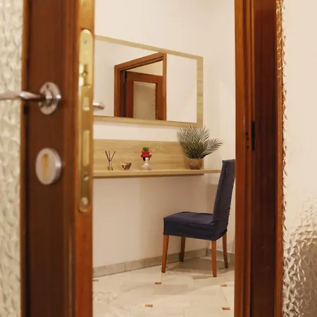 A Casa Di Rocco Apartment *