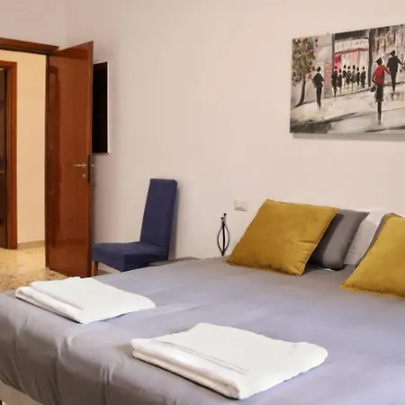 A Casa Di Rocco Apartment *