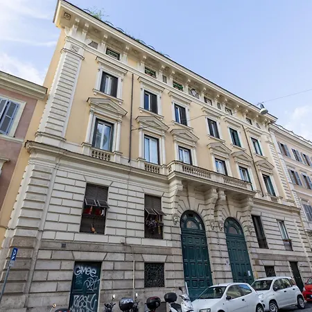 Monti House - Center *