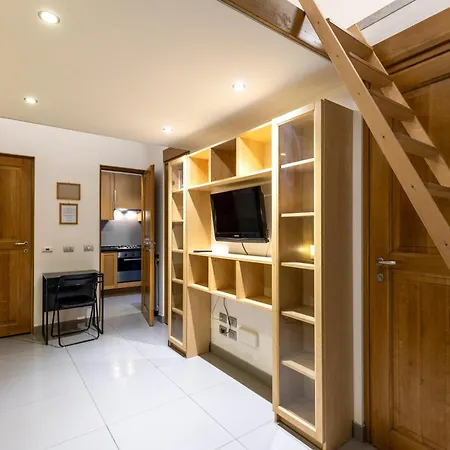 Monti House - Center Roma