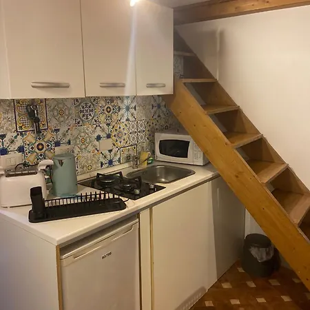 Little House In Trastevere Apartment *