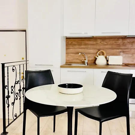 Casa 76 *