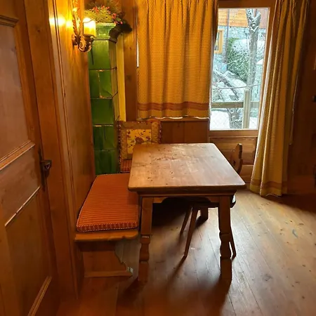 Cozy Nest Apartment *