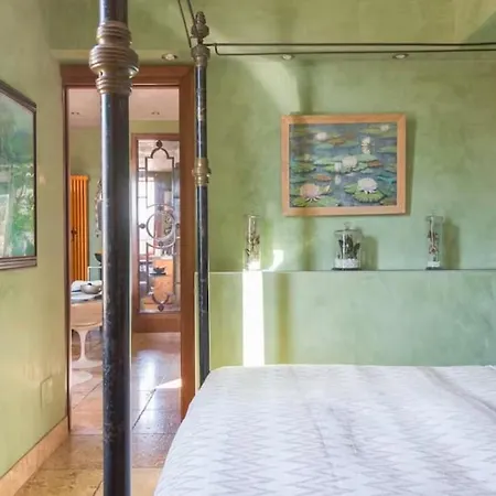 Terrarium Trastevere, Boutique With Terrace Apartment *