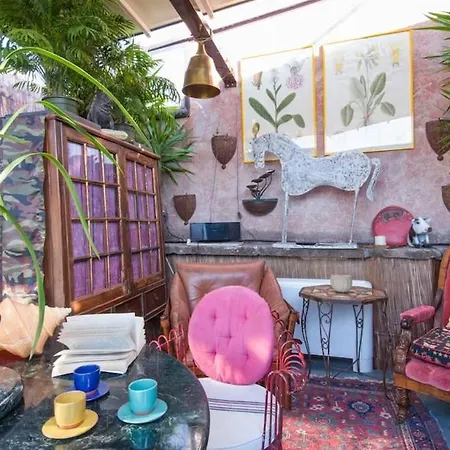 Terrarium Trastevere, Boutique With Terrace Rome