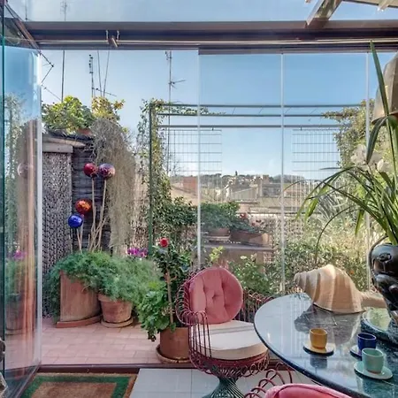 Terrarium Trastevere, Boutique With Terrace Rome