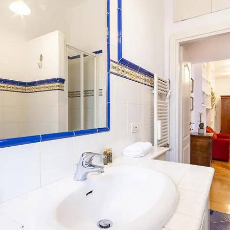 Apartment Elegantis Solinda *
