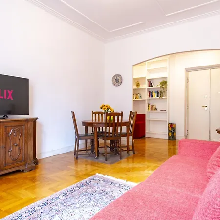 Elegantis Solinda Apartment
