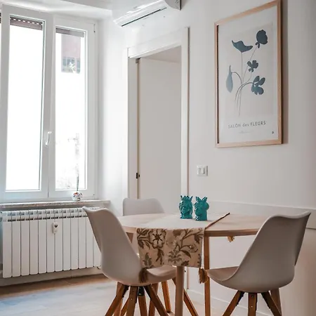 Domus Iulia, Trastevere Apartment
