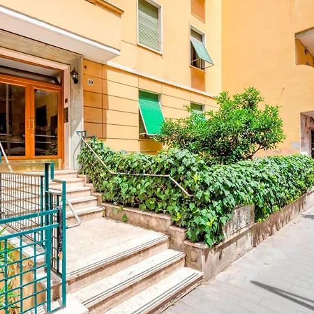 Amy House * Rome
