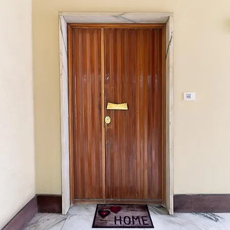 Vatican Cipro Guest house *