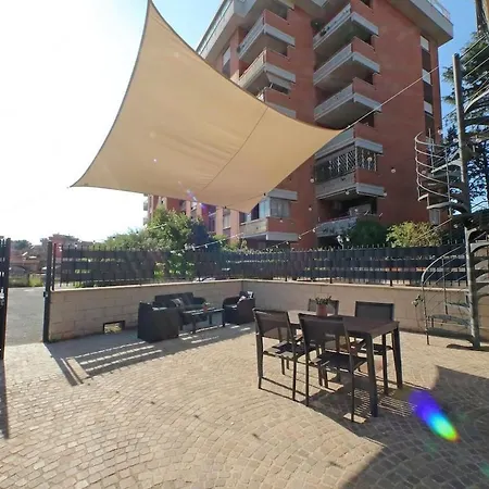 Apartment The Color House Rome