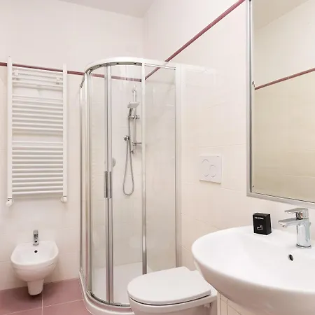 Apartment Idyllia - Spacious Bright Flat Rome