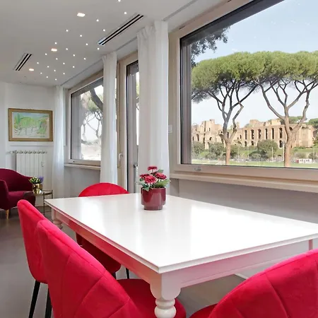 Ych-exclusive On Circus Maximus Apartment