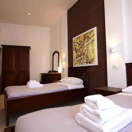 Ottaviano 2br House Apartment Rome
