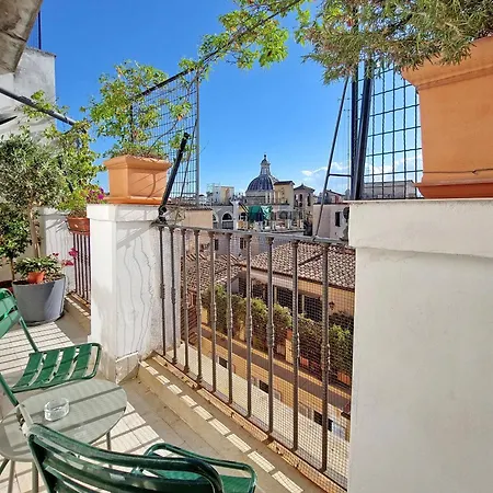 Colosseo Attico Genuino Terrazzina Panoramica Rome