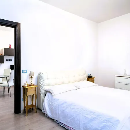Marconi Flat Apartment *