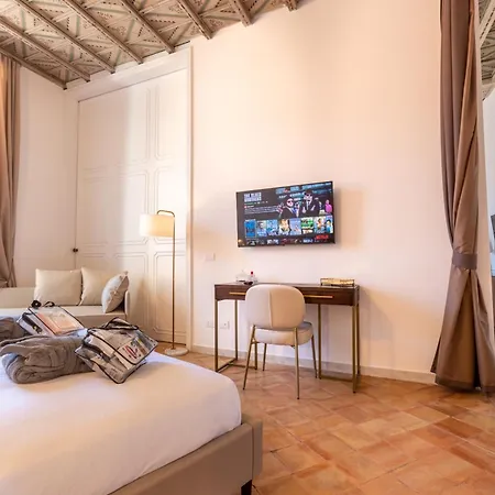 Navona Apartment