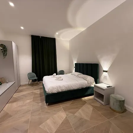 Luxury Apartments, Piazza Di Spagna Rome