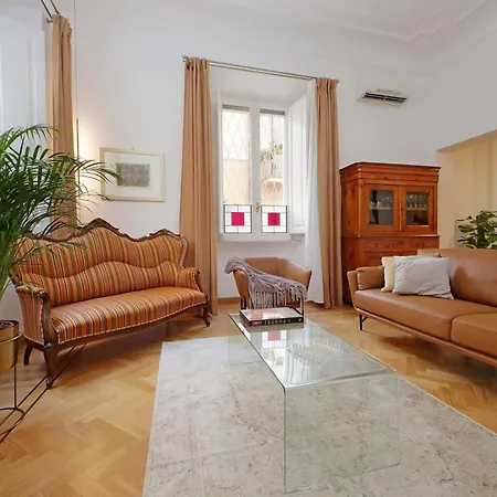 Treasurerome Adriana Charme 4br Apartment