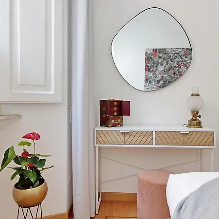 Apartment Treasurerome Adriana Charme 4br *
