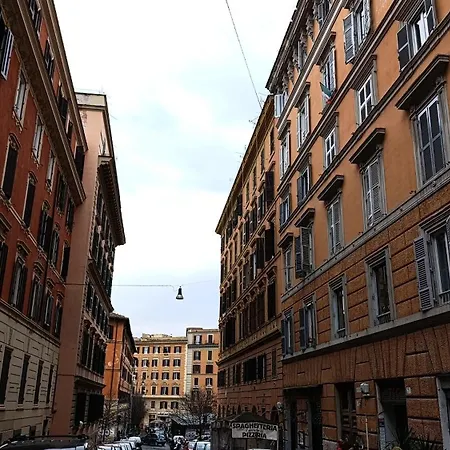 Apartment Trastevere Bertani Miniapartment *