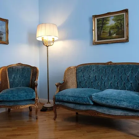 In The District Of Dolce Di Fellini Apartment Rome