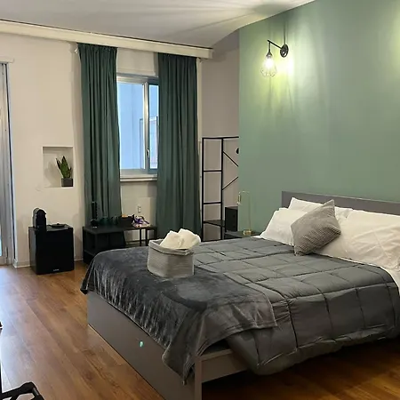 Riversidemellini44 Guest house