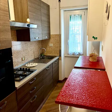 Apartment Ele House *