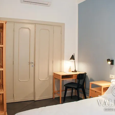 Piramide - 20min Walking From Colosseum - 1min From Metro Station - Valente Italian * Rome