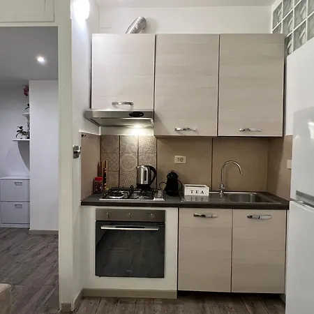 Apartment Sweet Acaia - San Giovanni Rome