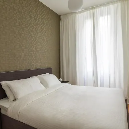 Casa Dante * Rome