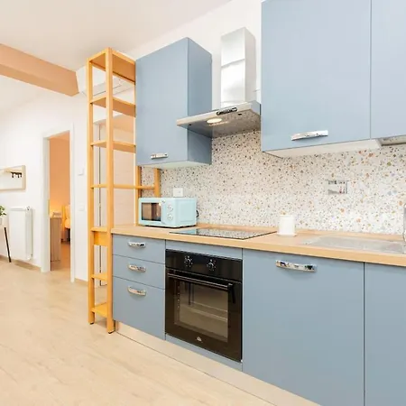 Apartment Comfy&stylish In *