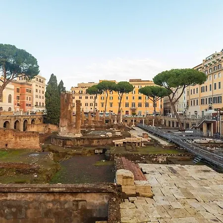 Casa Argentina, A Burghesius Rome