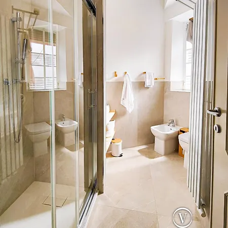 Piramide - 20min Walking From Colosseum - 1min From Metro Station - Valente Italian