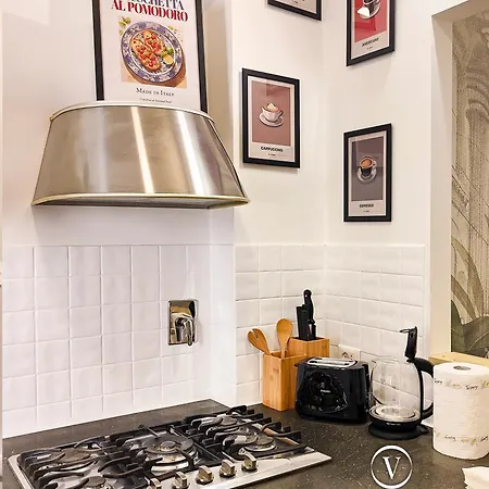 Piramide - 20min Walking From Colosseum - 1min From Metro Station - Valente Italian