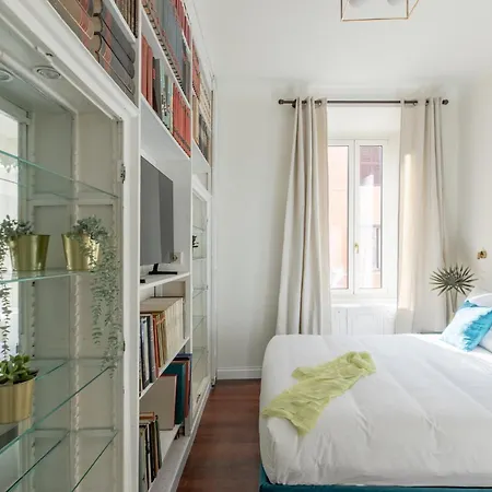 Iflat Trastevere Life With Beauty, Elegance & Apartment